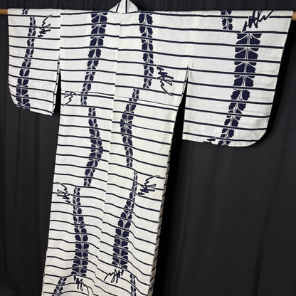 "Kotobuki" Vintage Japanese Yukata