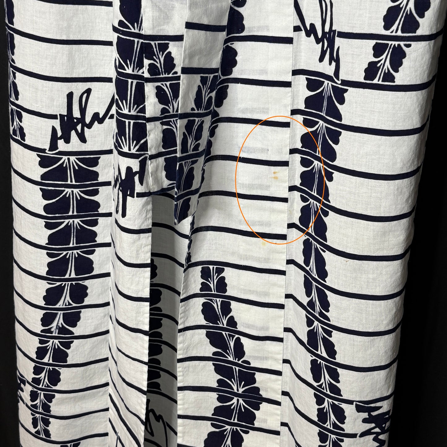 "Kotobuki" Vintage Japanese Yukata