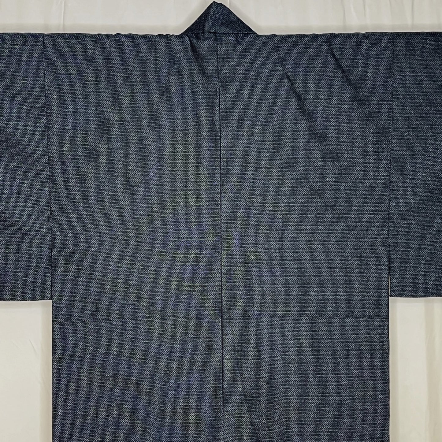 "Tiny Honeycomb" Man's Casual Kimono