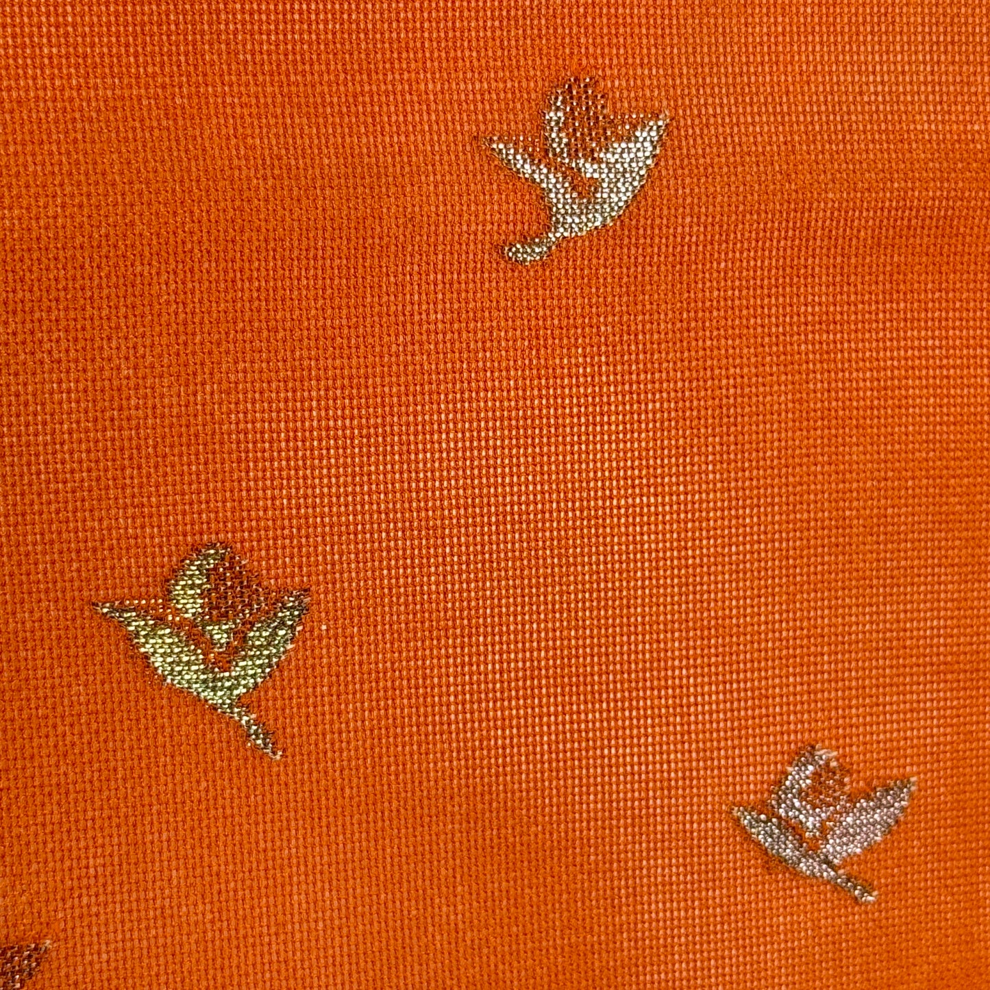 "Birdsong Floral" Japanique Tapestry