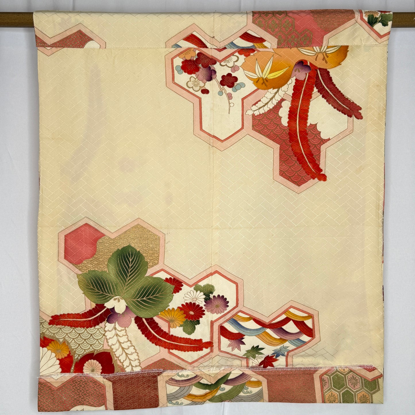 "Kikko Garden" Japanique Tapestry