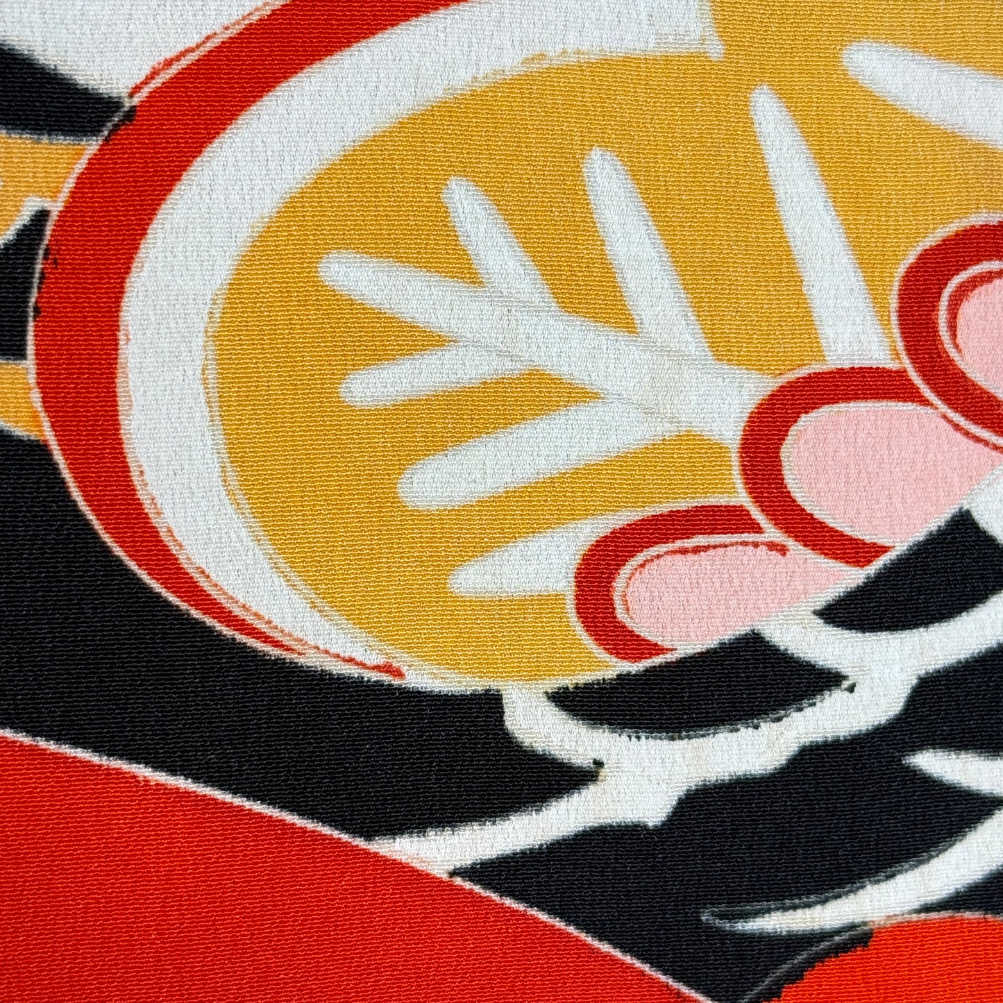 "Heritage Bloom" Japanique Tapestry