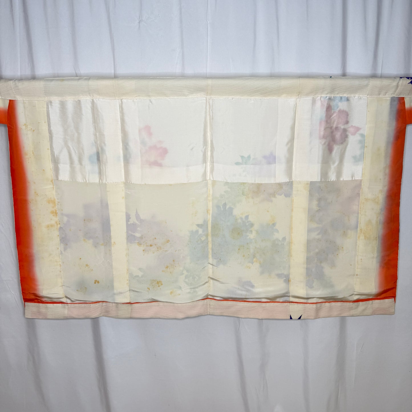 "Flowing Florals" Japanique Tapestry