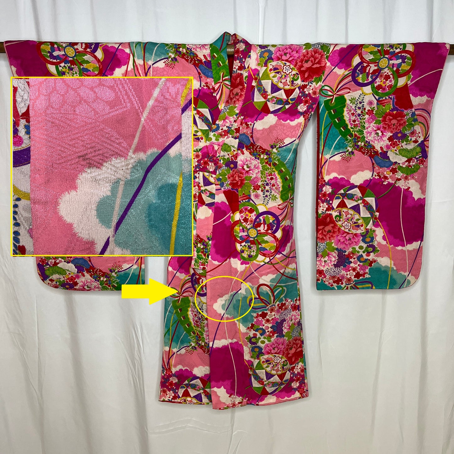 "Bright Temari" Vintage Girl's Kimono