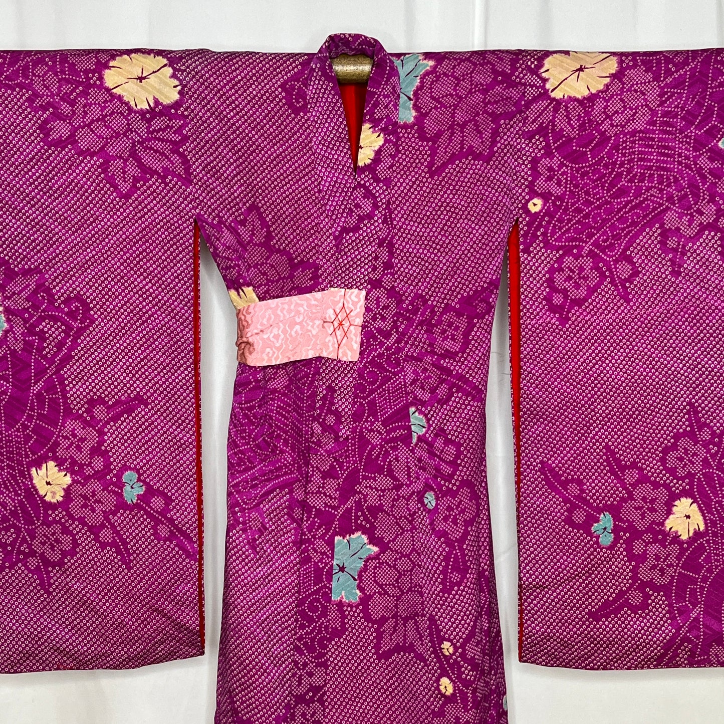 "Imperial Carts" Vintage Girl's Kimono