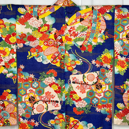 "Itomaki" Vintage Girl's Kimono