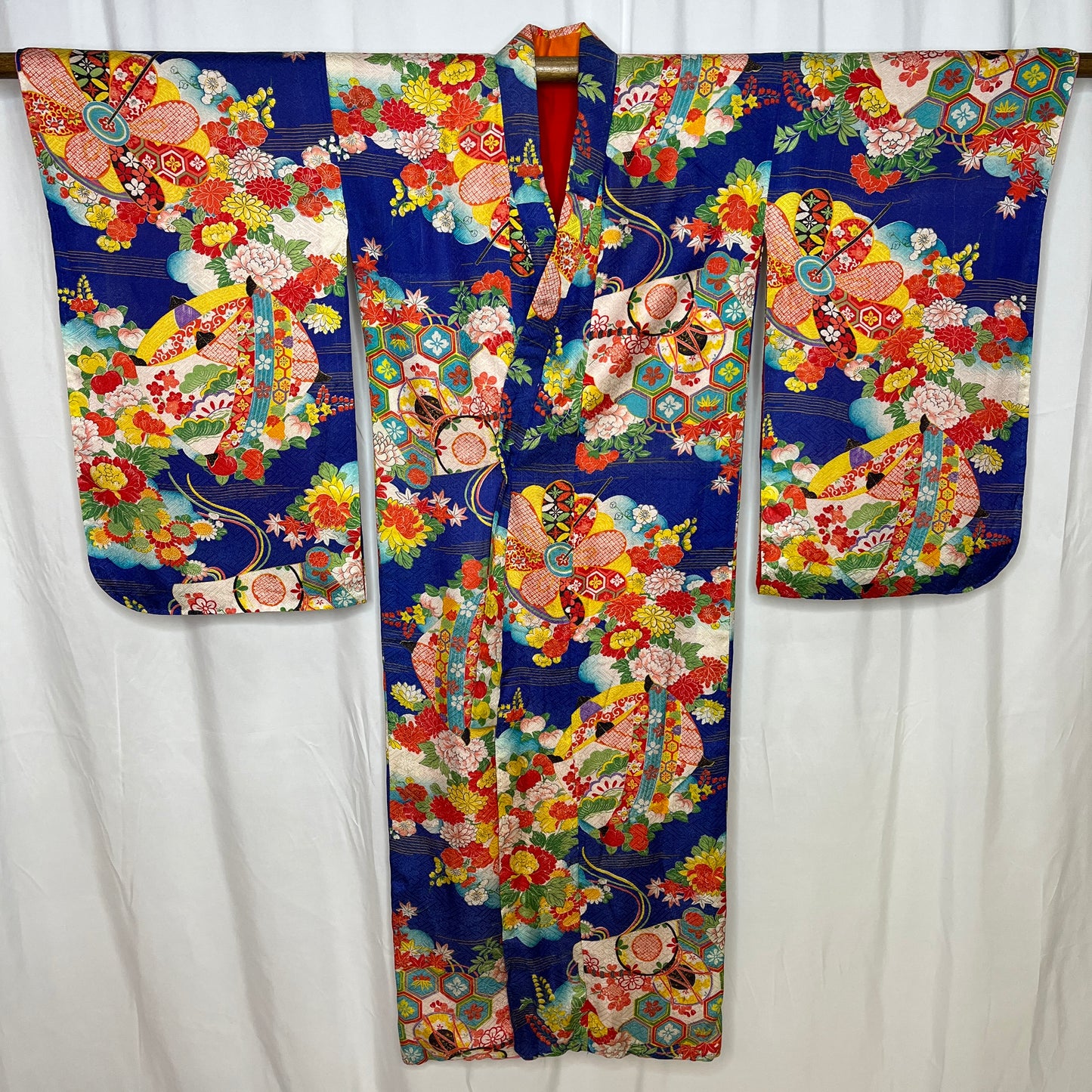 "Itomaki" Vintage Girl's Kimono