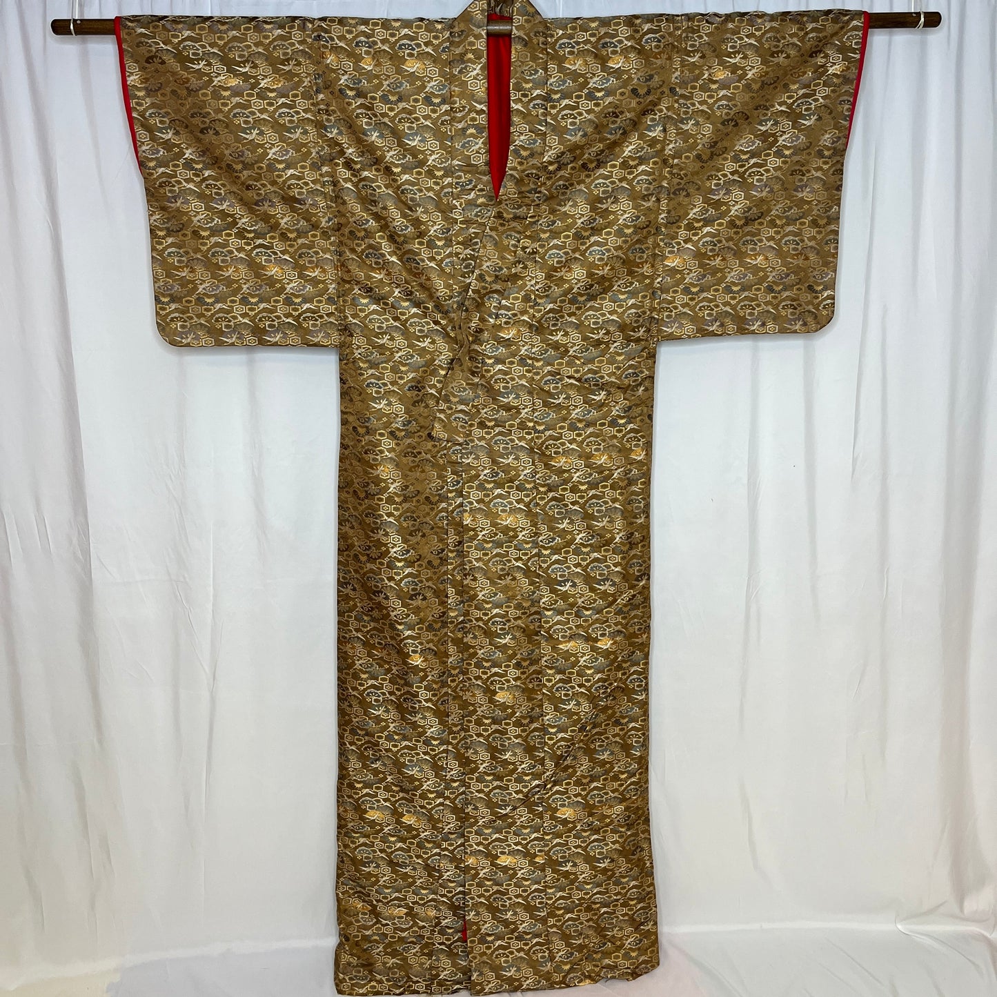 "Meiji Bride" Wedding Kimono (Uchikake)