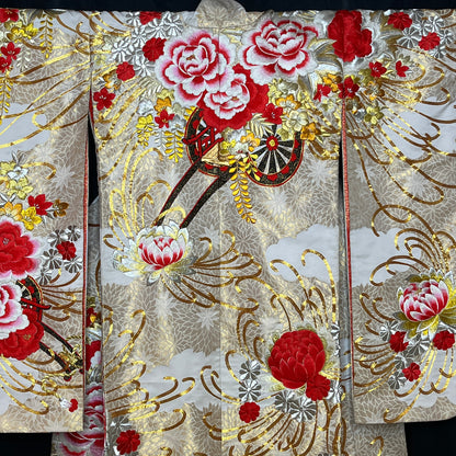 "Dreams of Gold" Wedding Kimono (Uchikake)