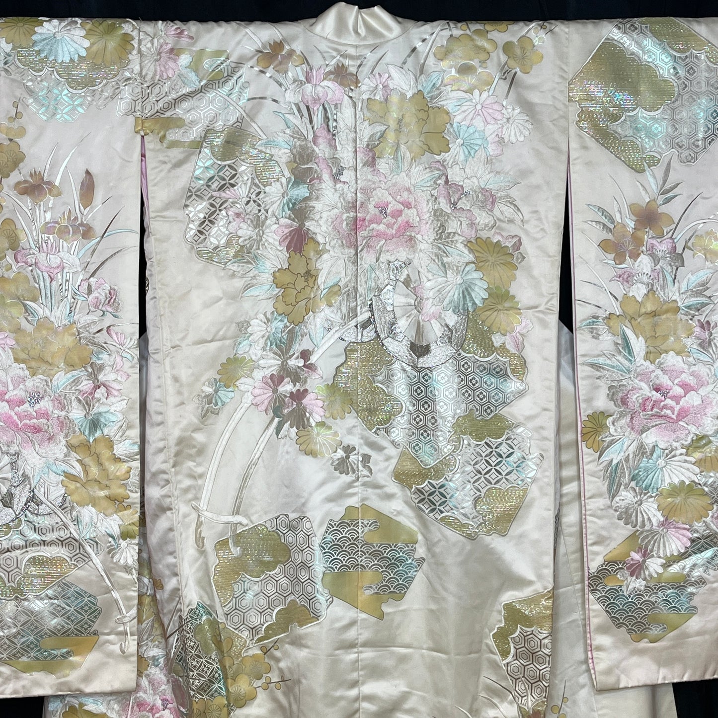 "Rainbow Floral" Wedding Kimono (Uchikake)