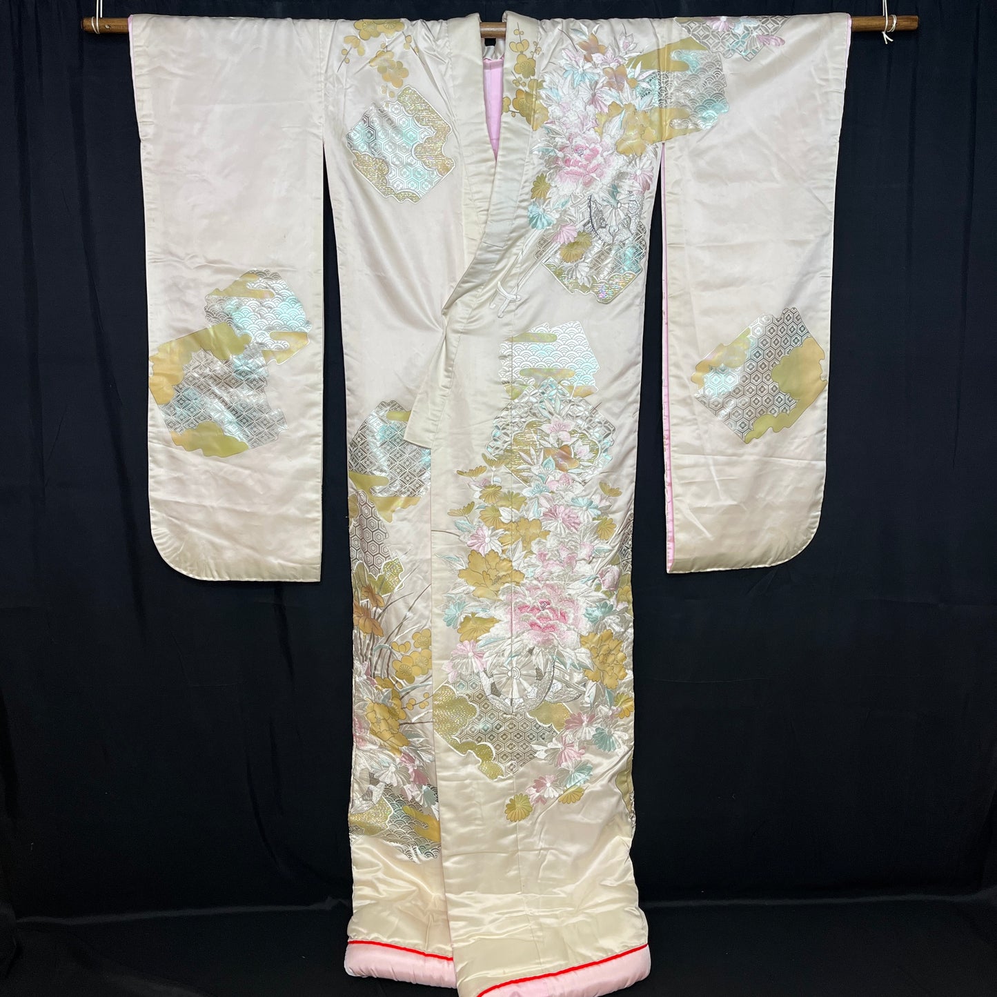 "Rainbow Floral" Wedding Kimono (Uchikake)