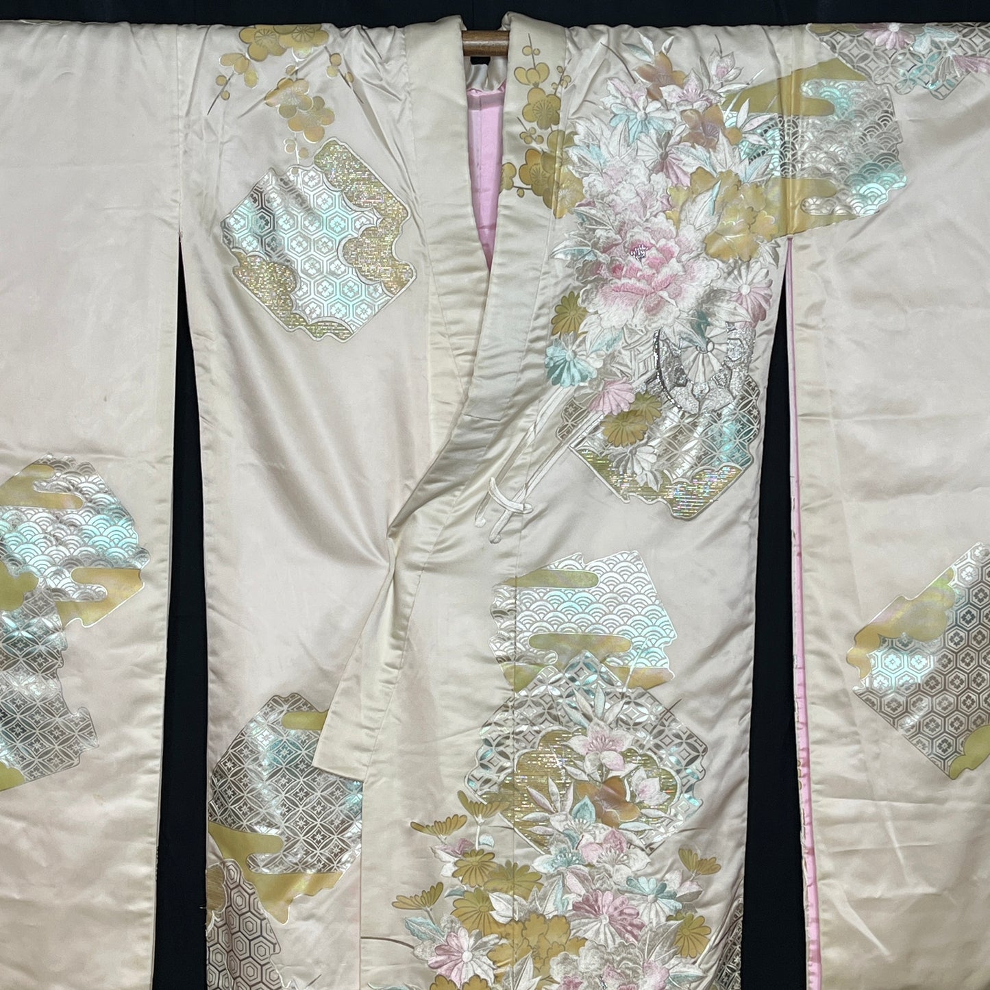 "Rainbow Floral" Wedding Kimono (Uchikake)