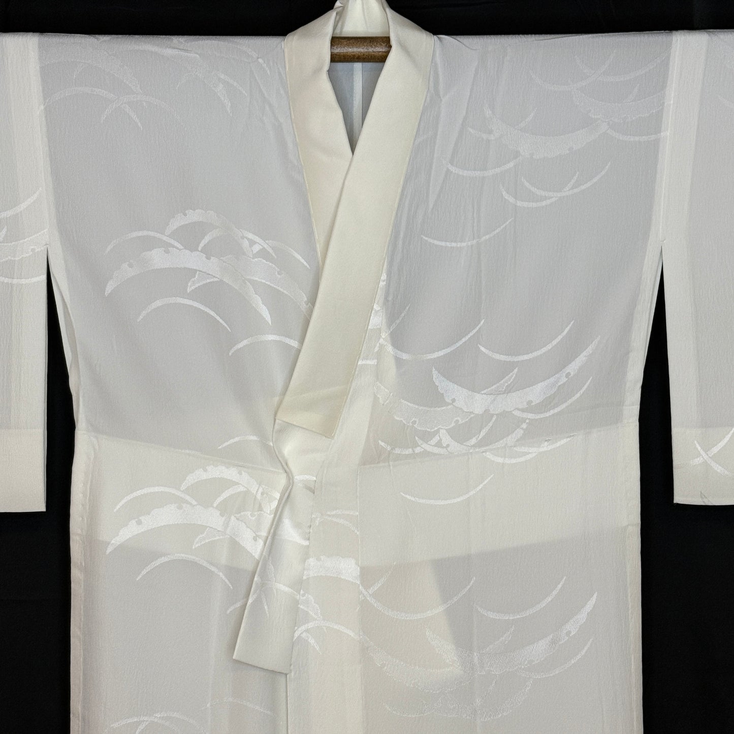 "Snow White" Vintage Underkimono