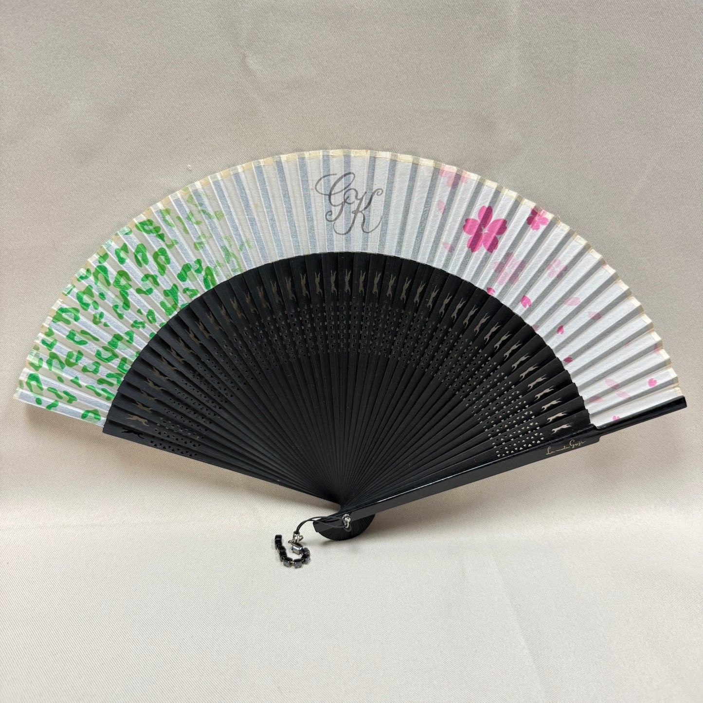 "Tokyo Chic" Vintage Folding Fan