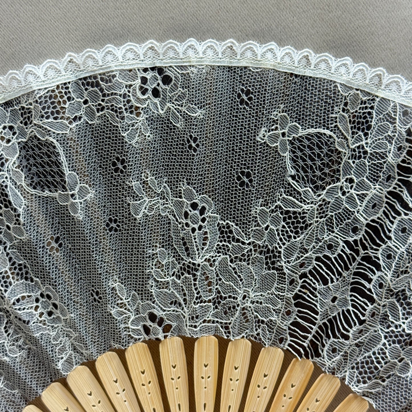 "Chikazawa Lace" Vintage Folding Fan