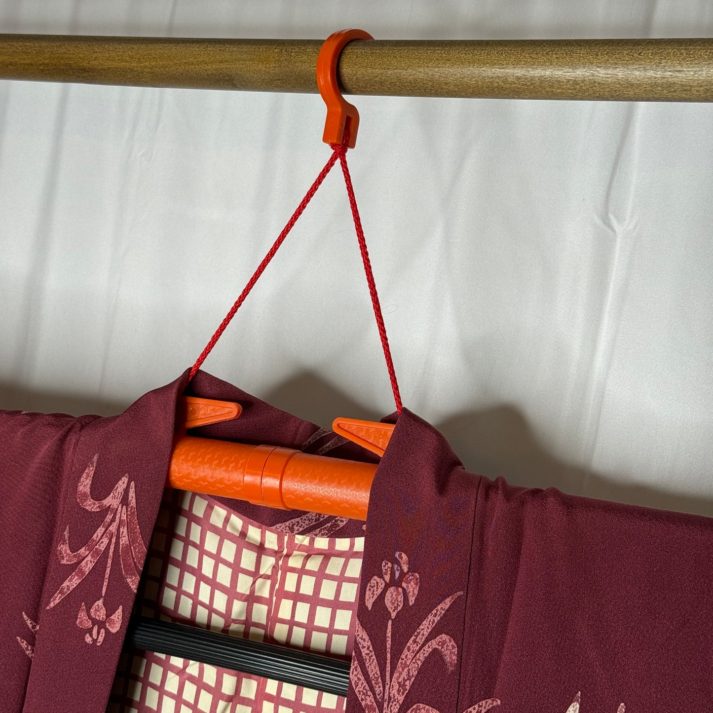 Kimono and Obi Hanger - Telescoping Orange and Black