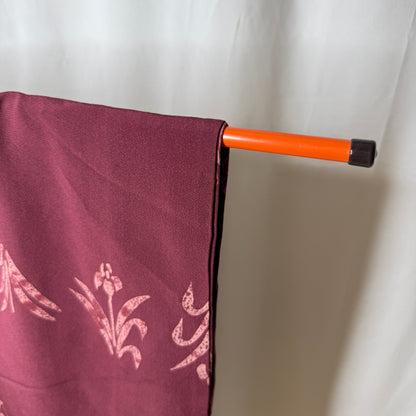Kimono and Obi Hanger - Telescoping Orange and White