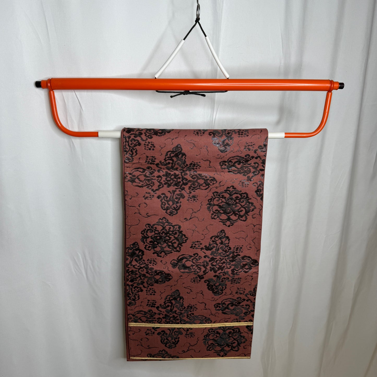 Kimono and Obi Hanger - Telescoping Orange and White