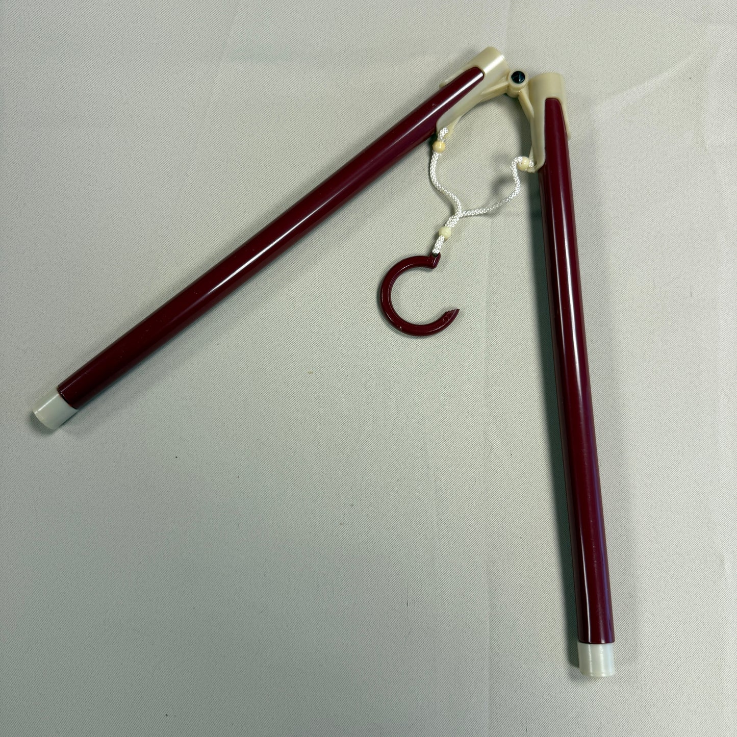 Kimono Hanger - Telescoping Maroon