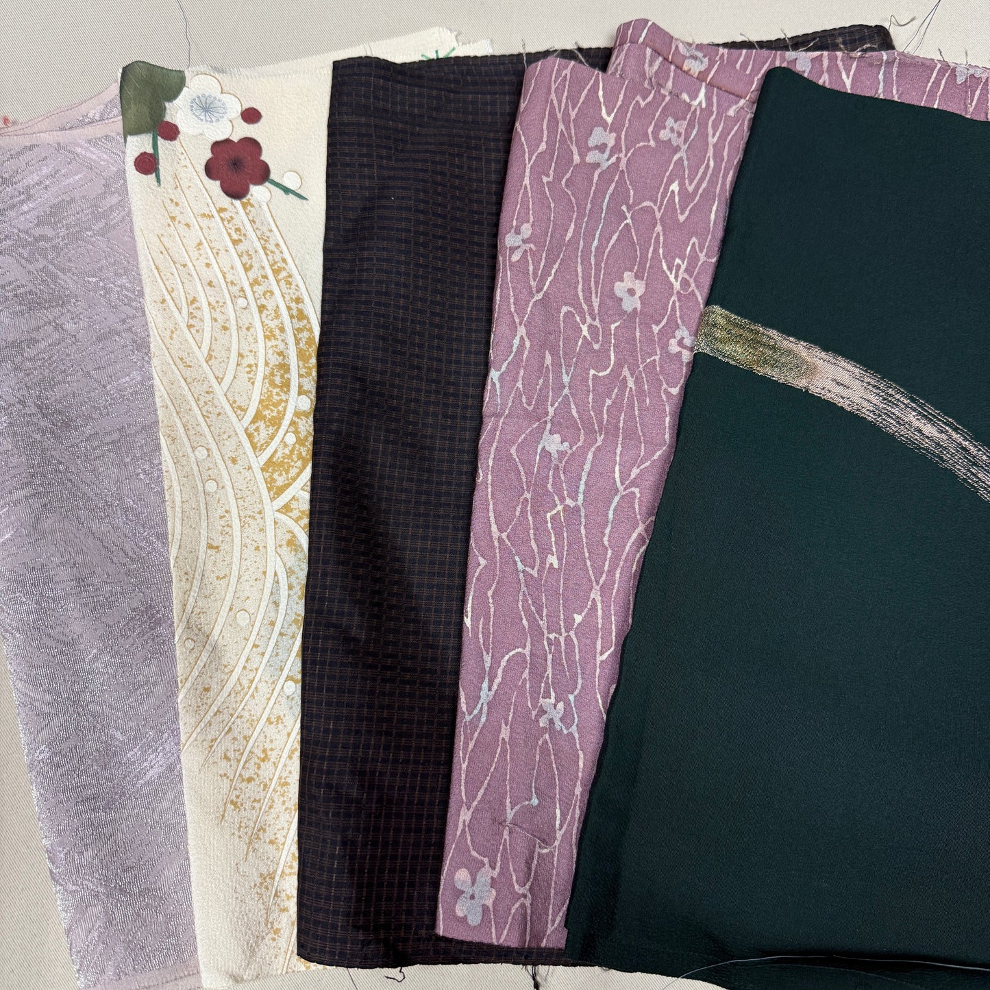 "5 Yard Surprise" Vintage Fabric Bundle