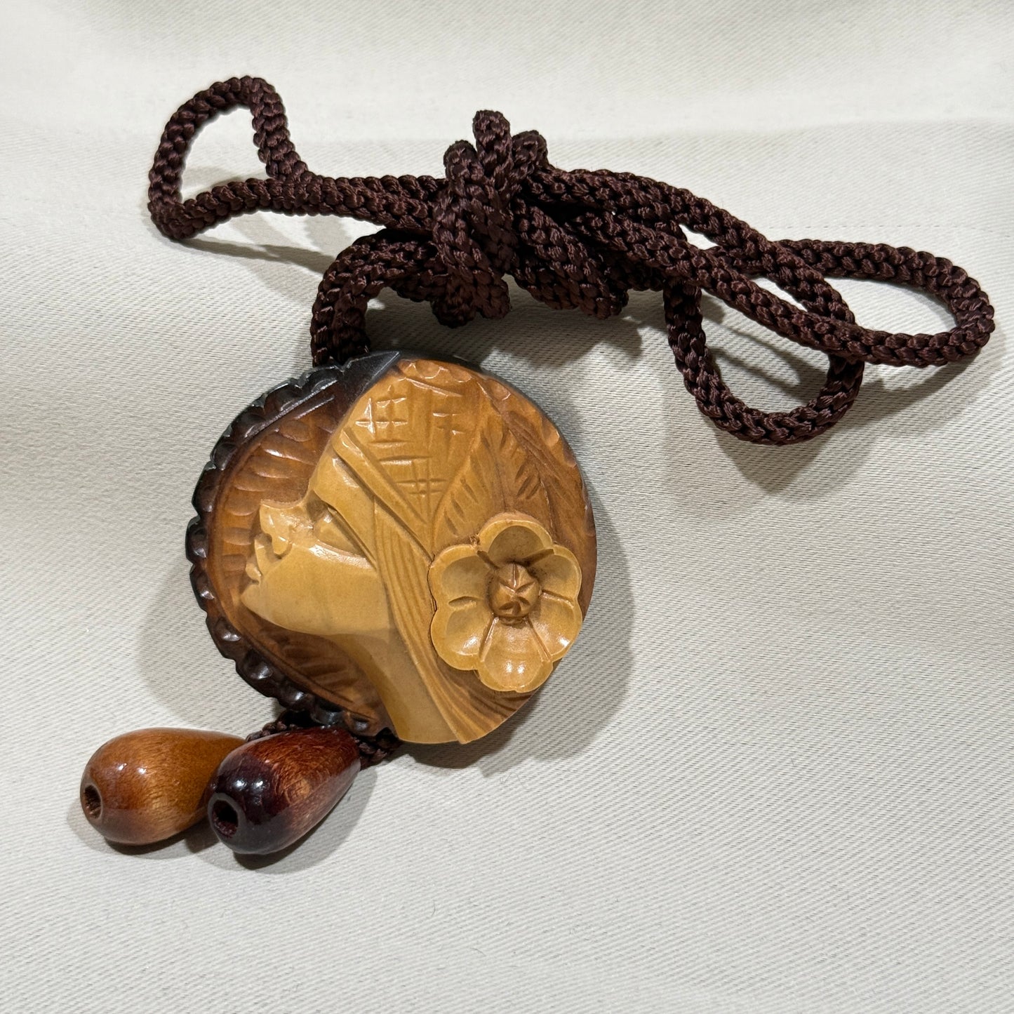 "Woodland Muse" Vintage Bolo Tie