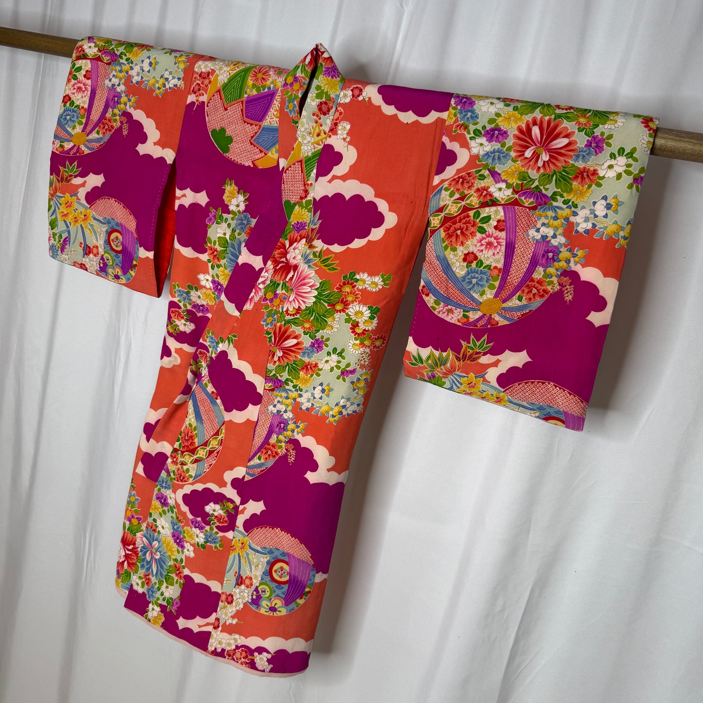 "Temari Charm" Antique Girl's Kimono