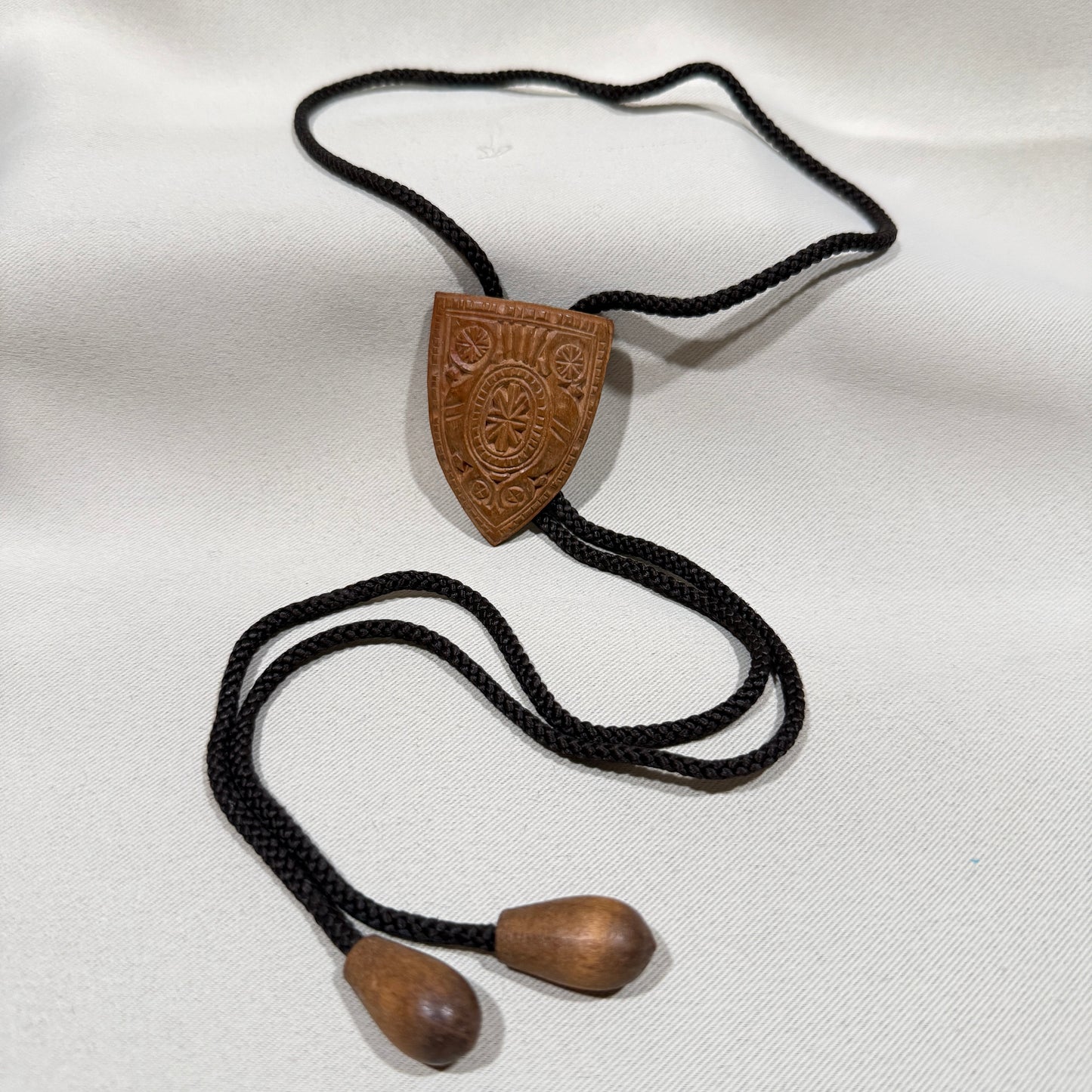 "Carved Shield" Vintage Bolo Tie