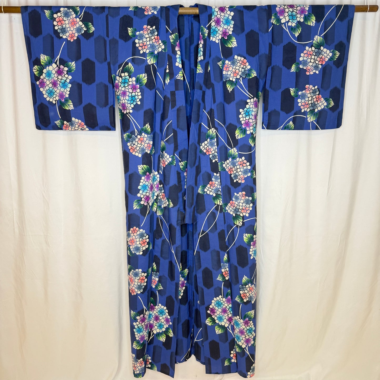 "Summer Hydrangea" Vintage Japanese Yukata