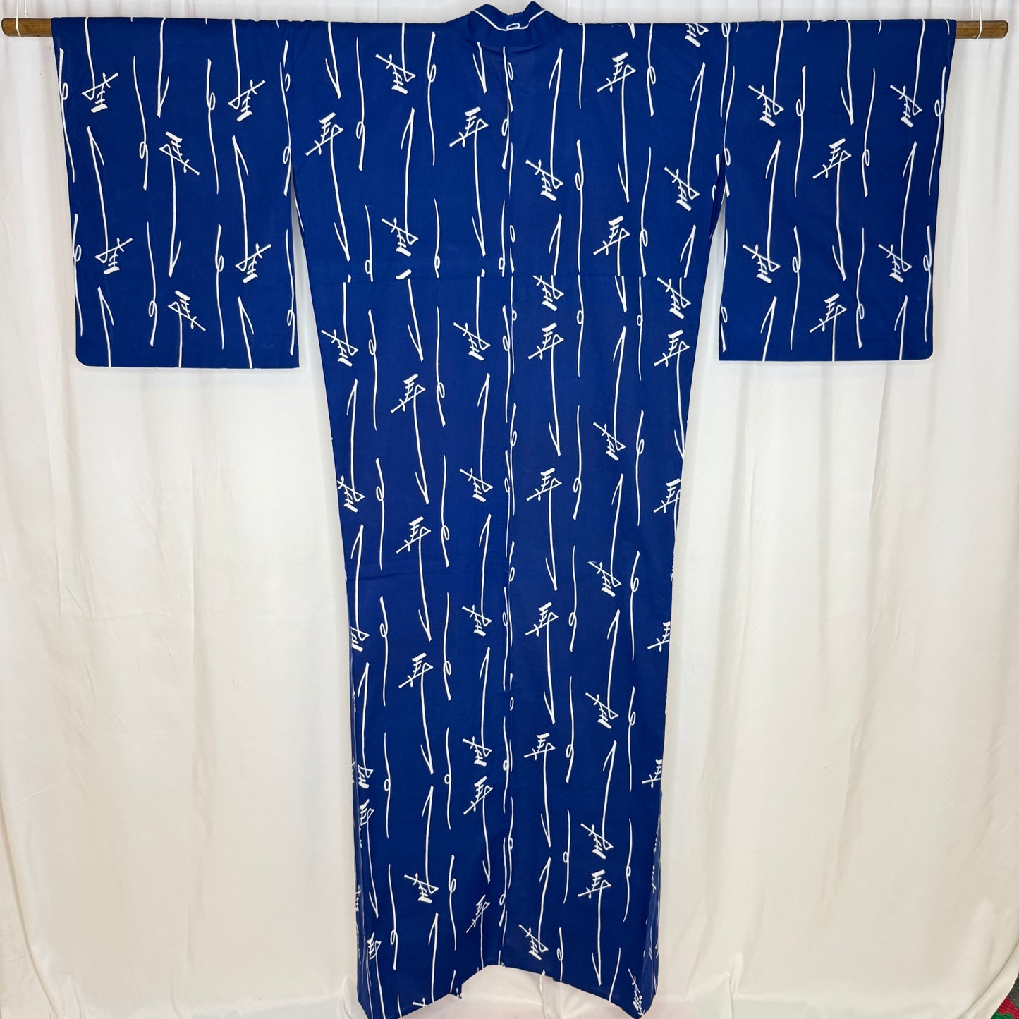 "Auspicious Kotobuki" Vintage Japanese Yukata