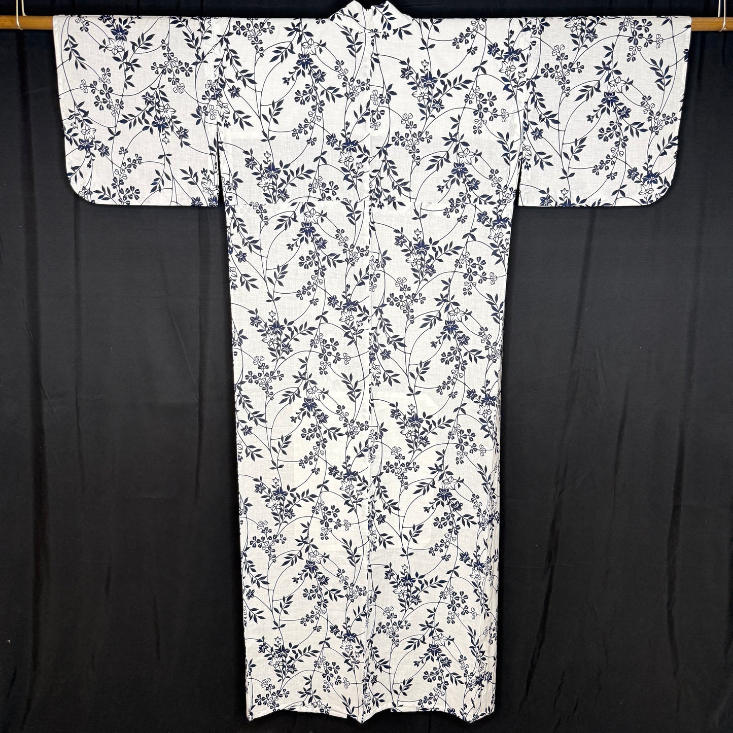 "Graceful Hagi" Vintage Japanese Yukata