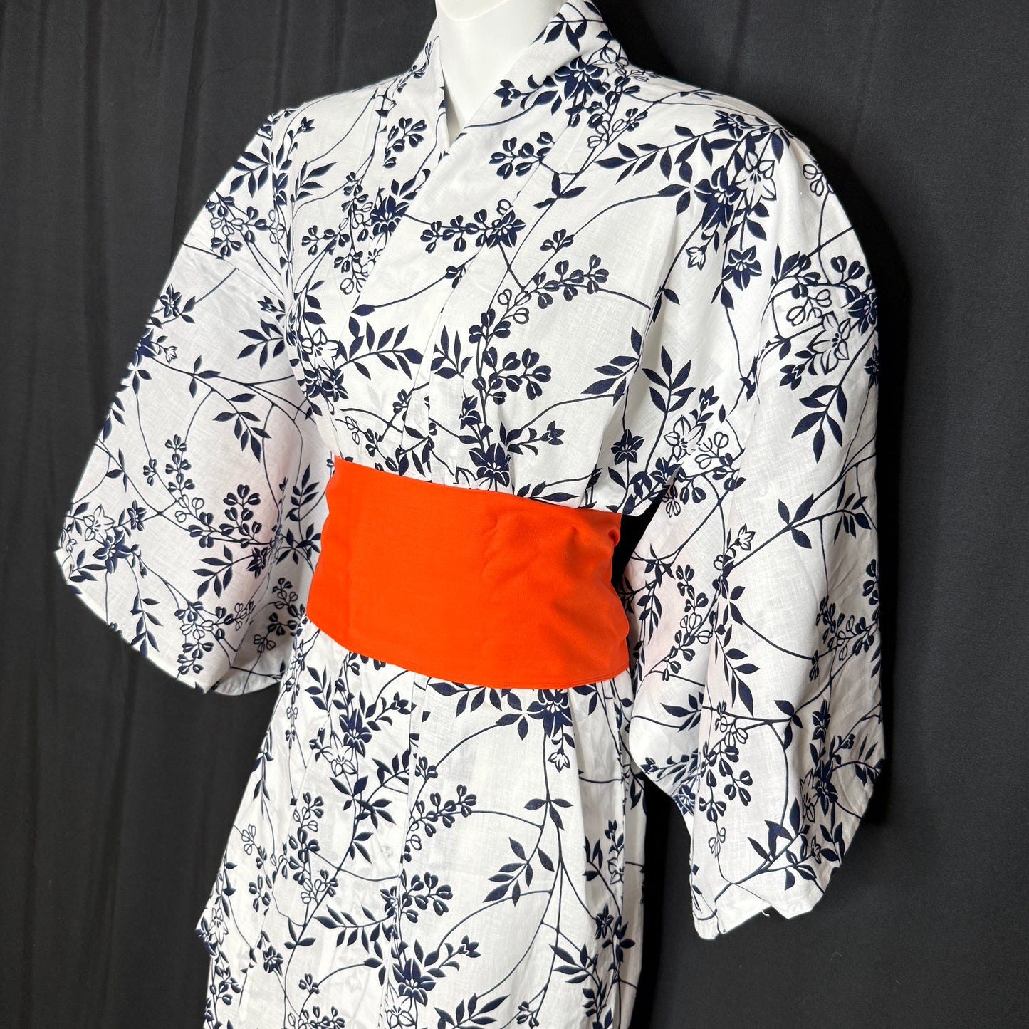 "Graceful Hagi" Vintage Japanese Yukata