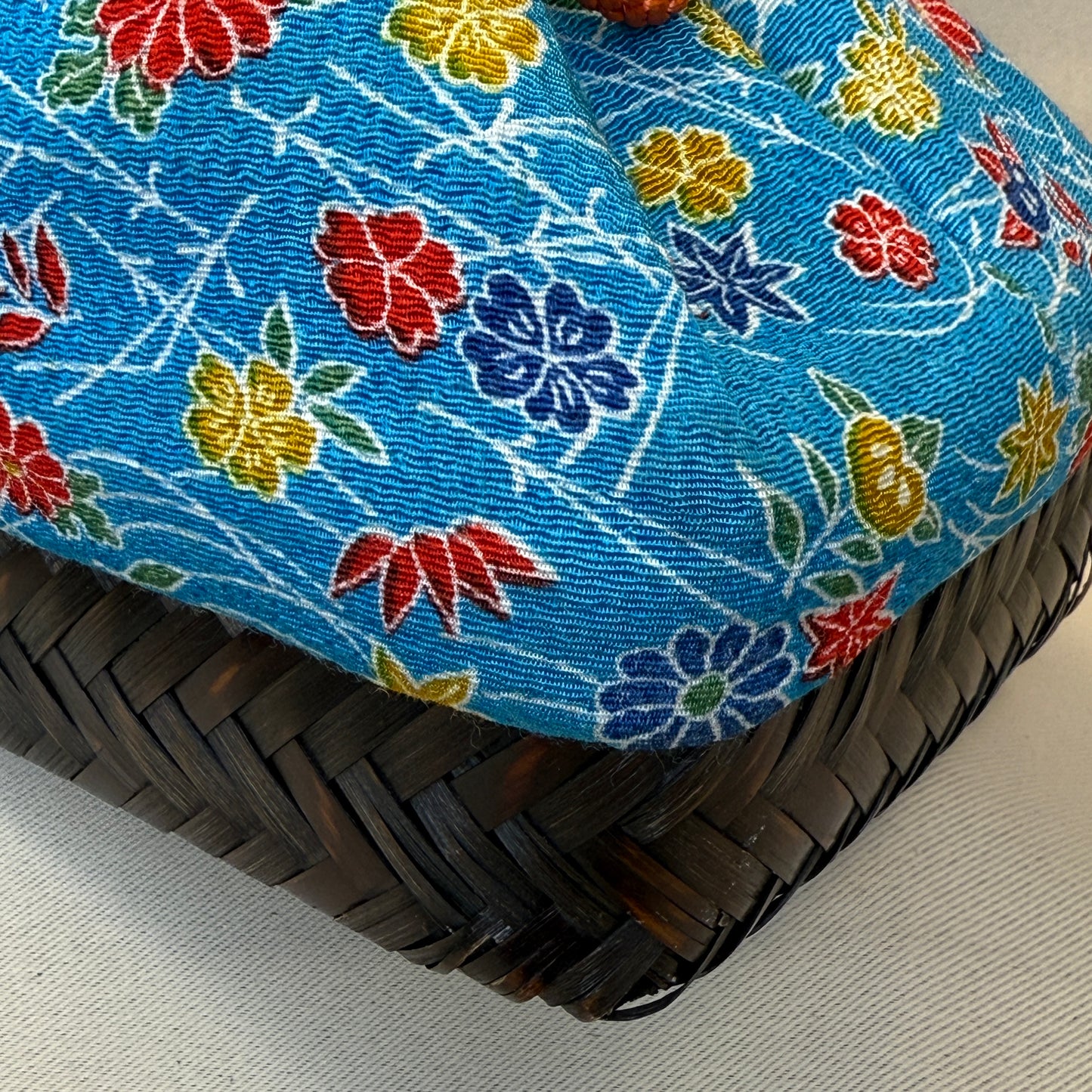 "Summer Harmony" Japanese Kinchaku Basket Bag