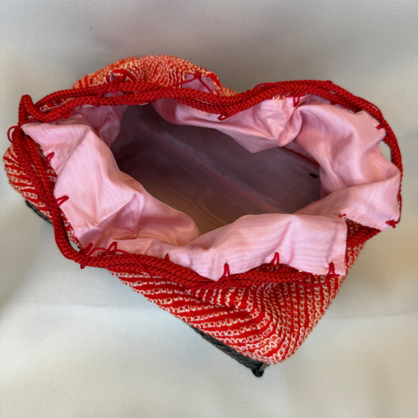 "Crimson Swirl" Japanese Kinchaku Basket Bag