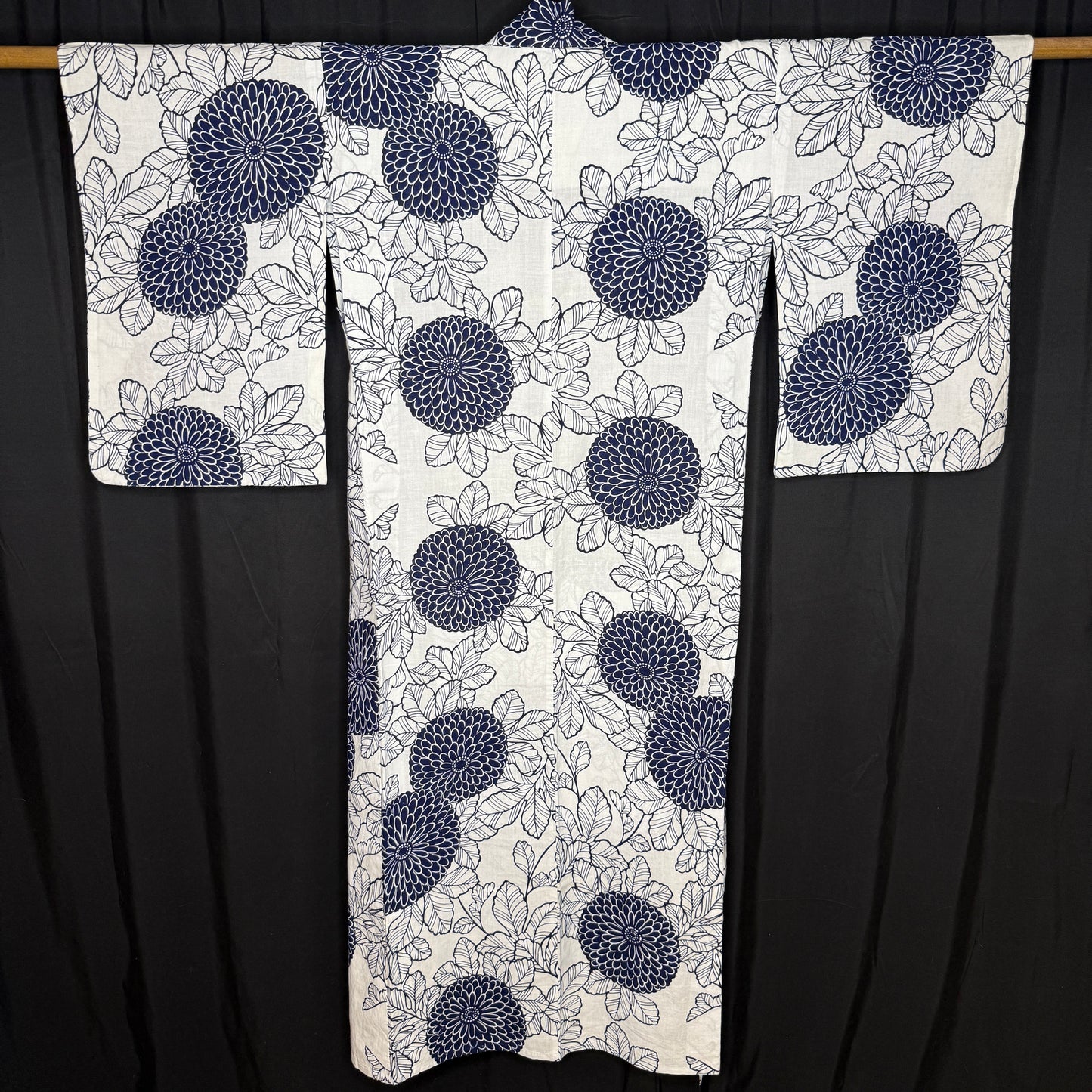 "Stardew Chrysanthemum" Vintage Japanese Yukata