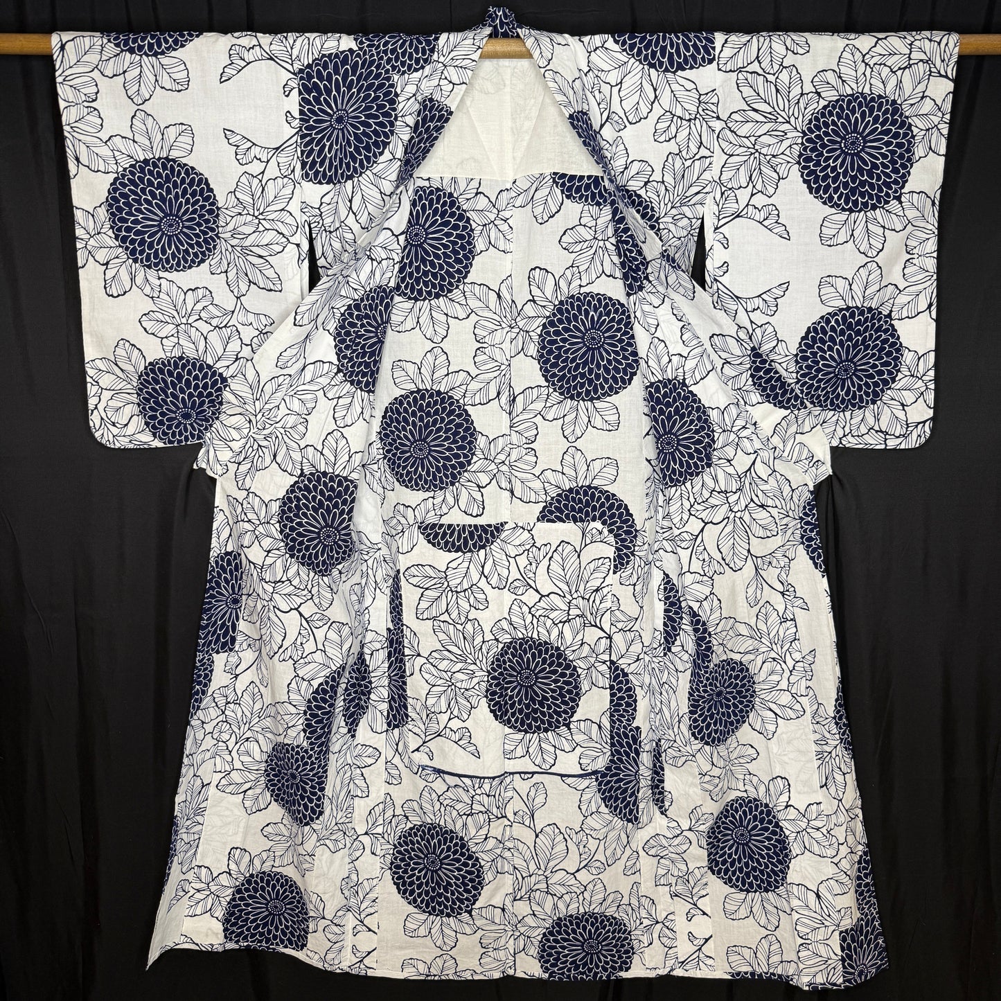 "Stardew Chrysanthemum" Vintage Japanese Yukata