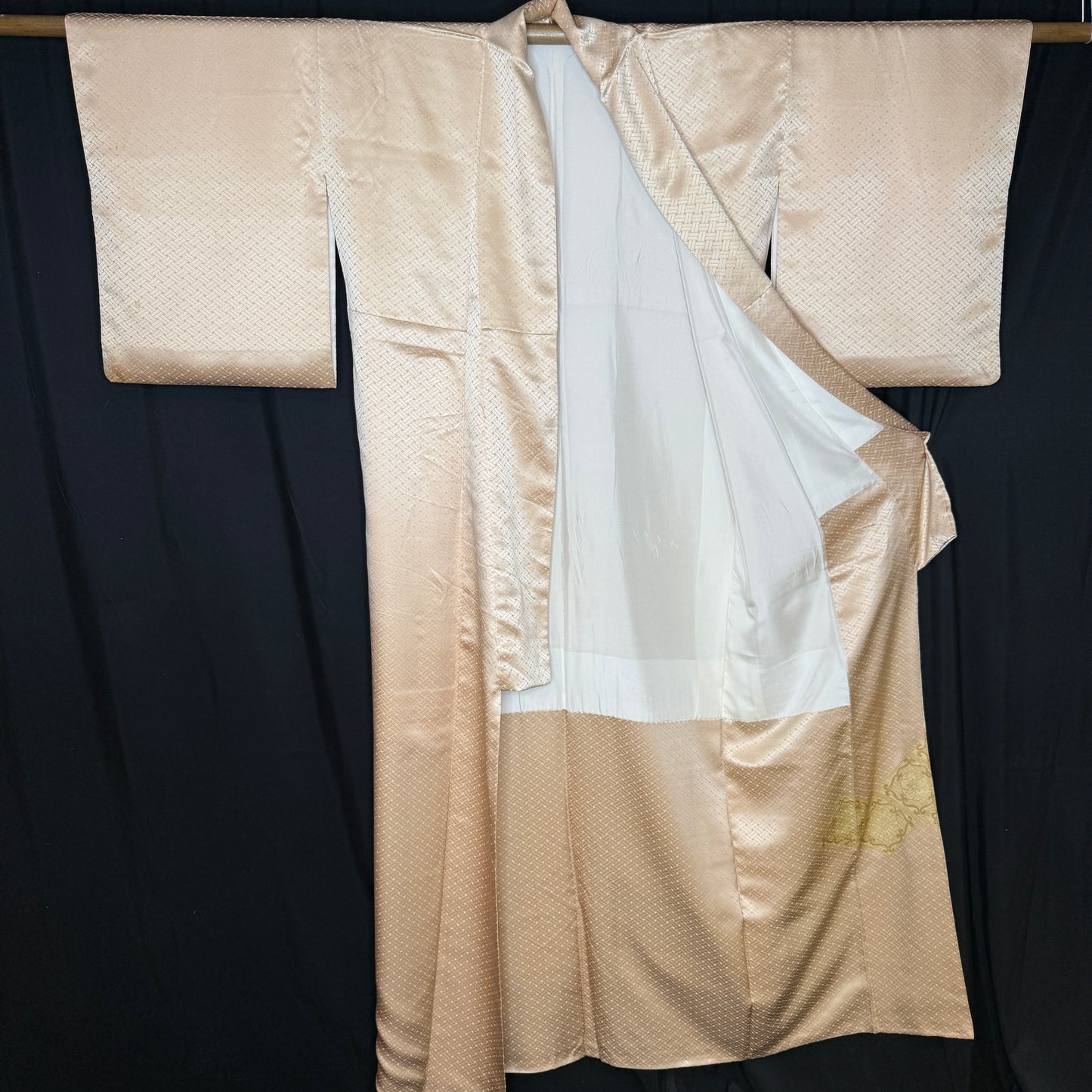 "Floral Lattice" Vintage Woman's Kimono