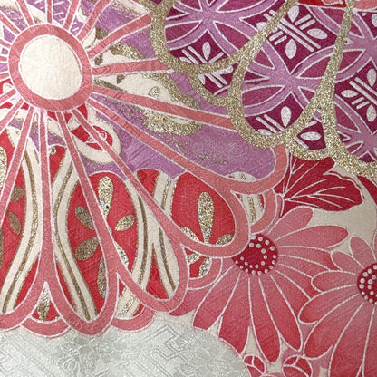 "Feminine Charm" Vintage Furisode Kimono