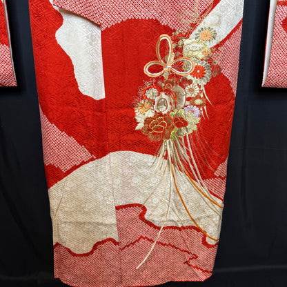 "Kusudama" Vintage Furisode Kimono