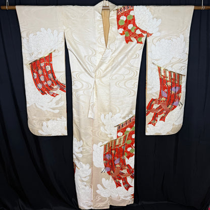 "Gentle Breeze" Vintage Furisode Kimono