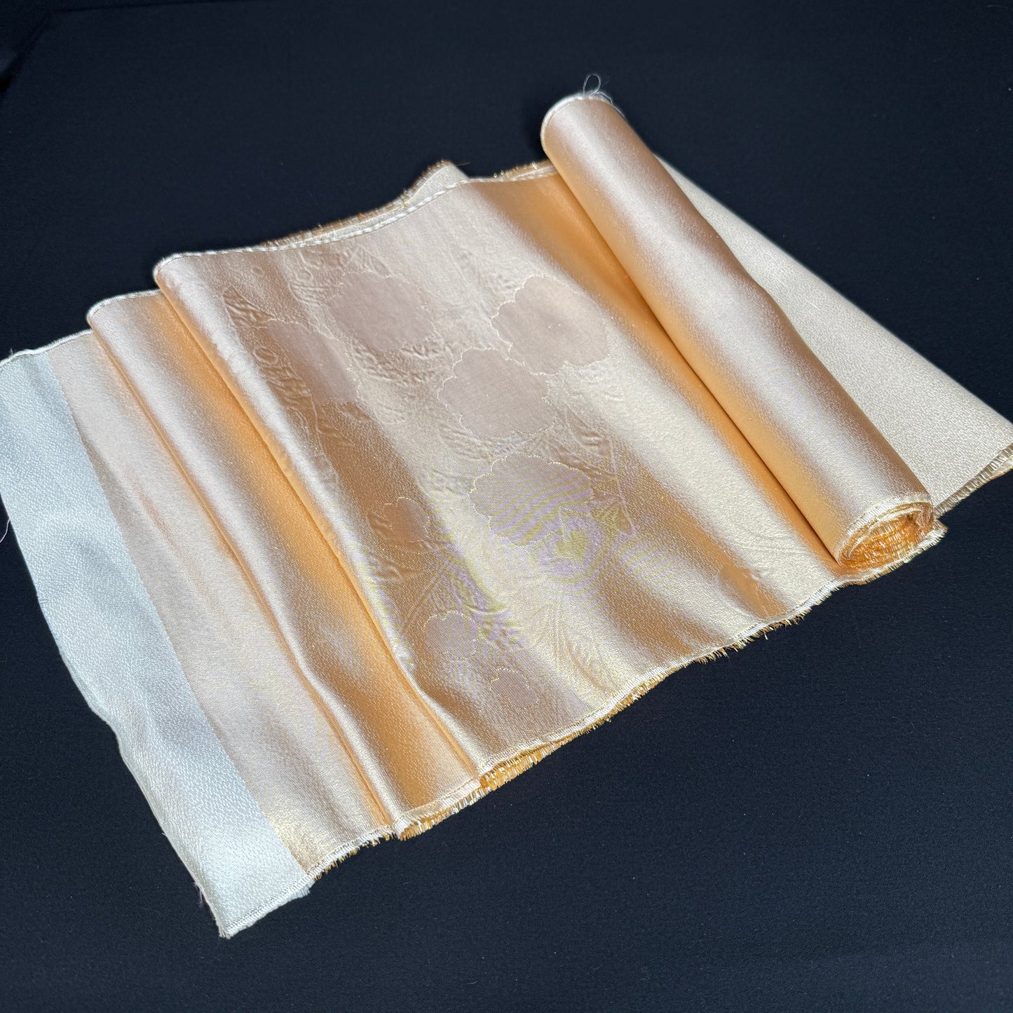 "Light Gold" Vintage Obi BOLT