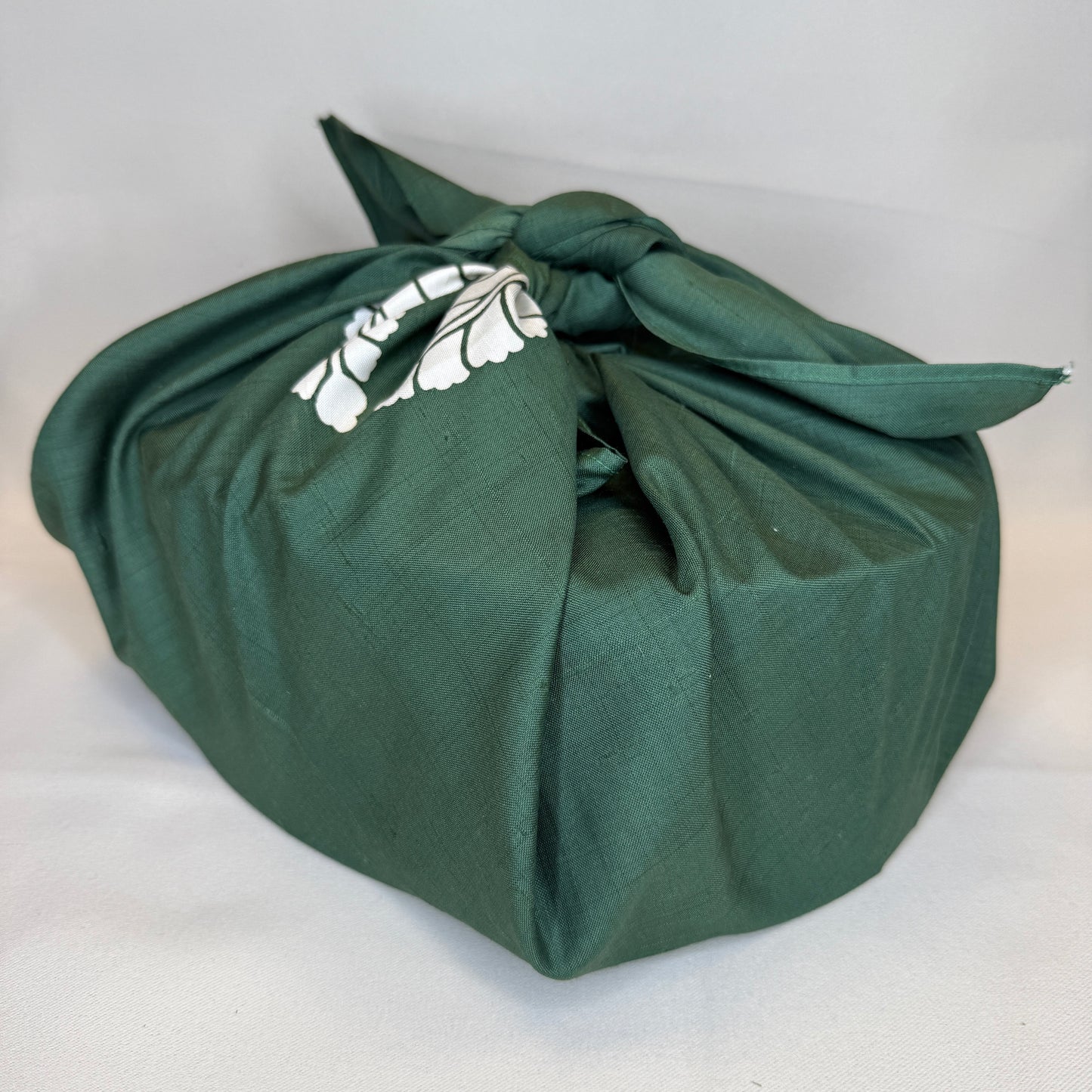 "Emerald Silk" Vintage Furoshiki (Medium)