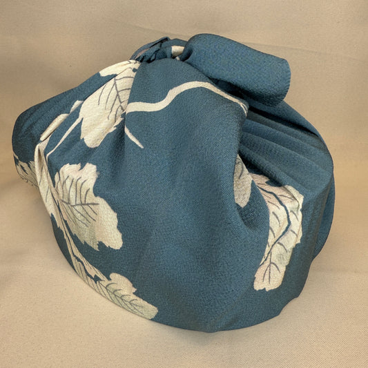 "Oak Branch" Vintage Furoshiki (Medium)