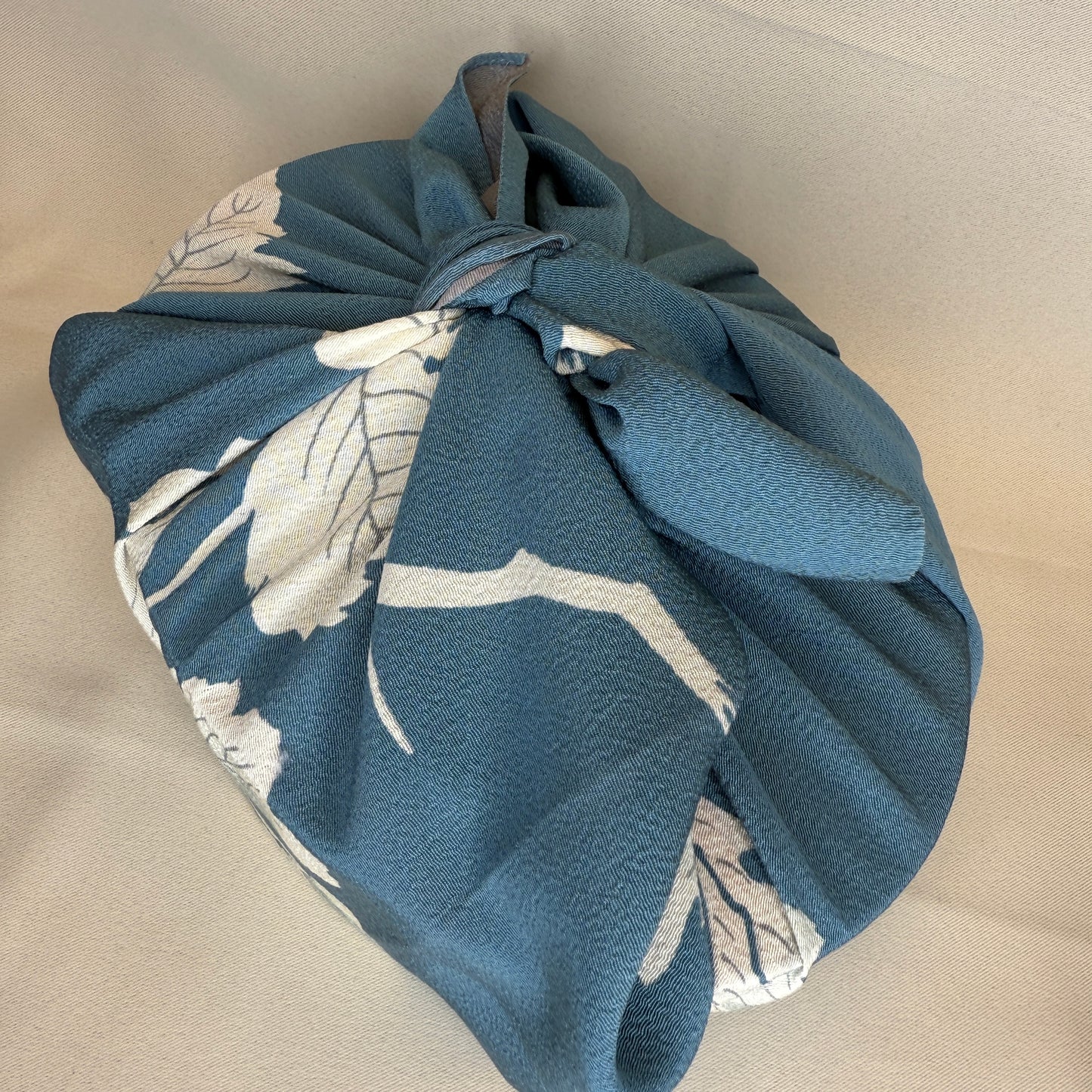 "Oak Branch" Vintage Furoshiki (Medium)
