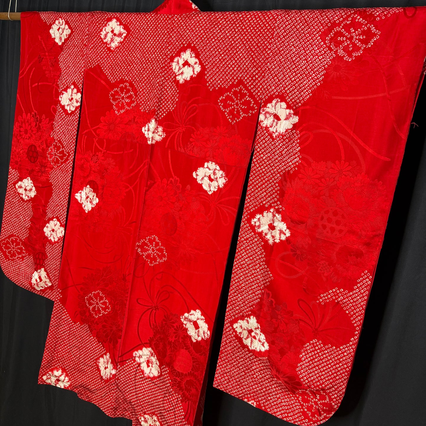 "Cherries Jubilee" Vintage Juban Underkimono
