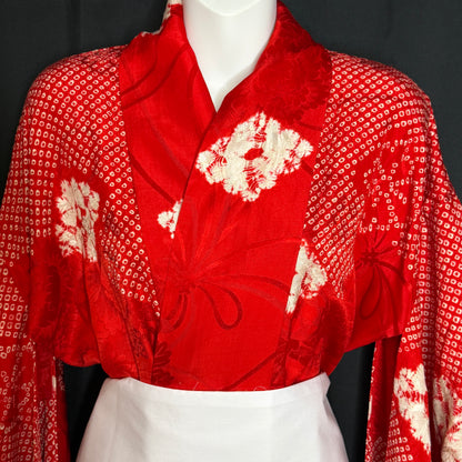 "Cherries Jubilee" Vintage Juban Underkimono