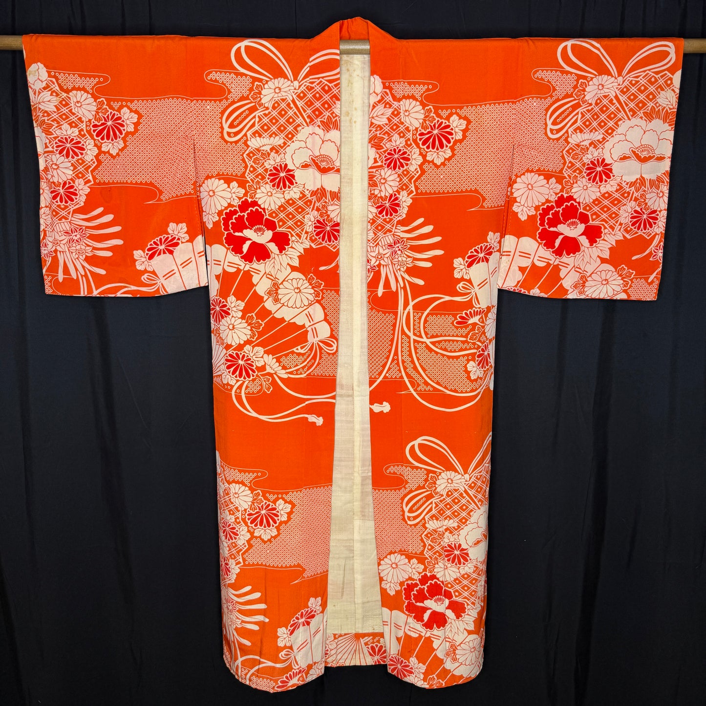 "Flower Power" Vintage Juban Underkimono