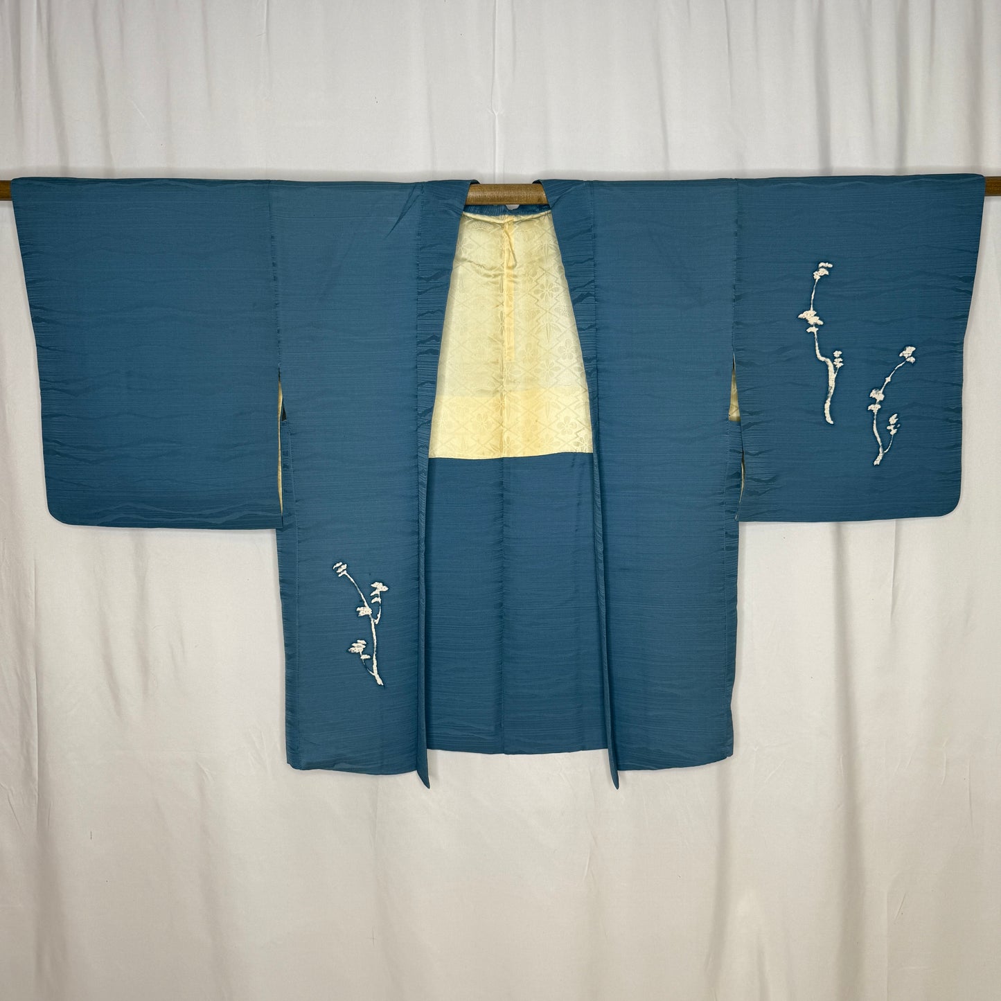 "Snowy Branches" XL Oki Haori Jacket