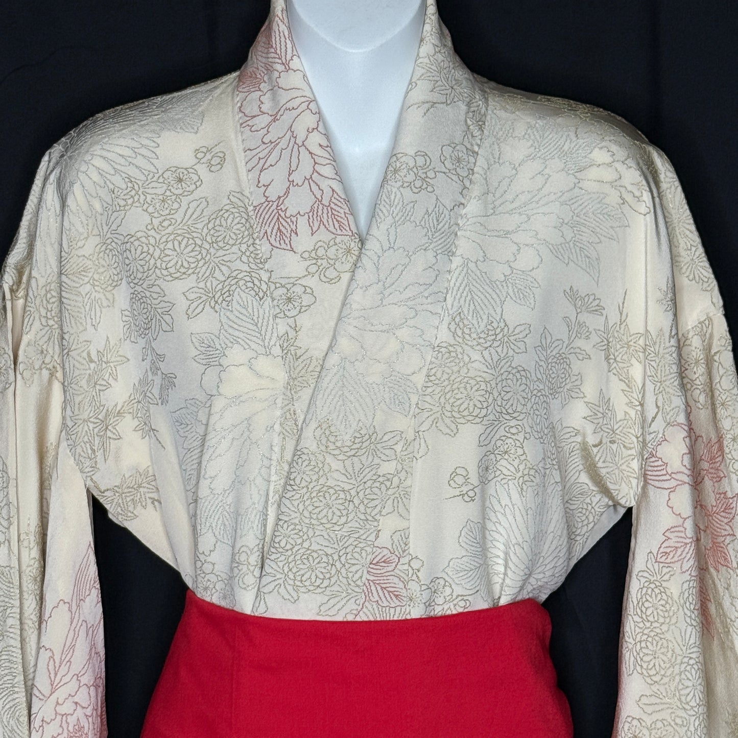 "Frosted Petals" Vintage Casual Kimono