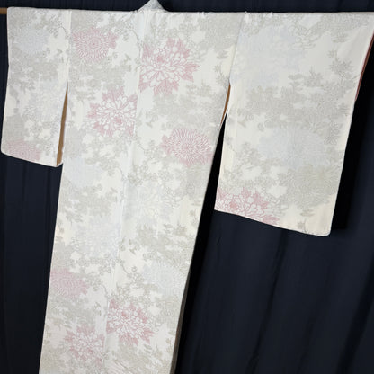 "Frosted Petals" Vintage Casual Kimono