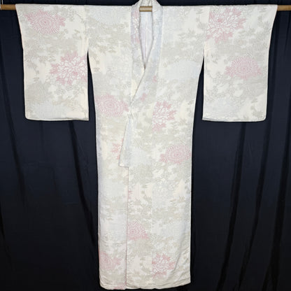 "Frosted Petals" Vintage Casual Kimono